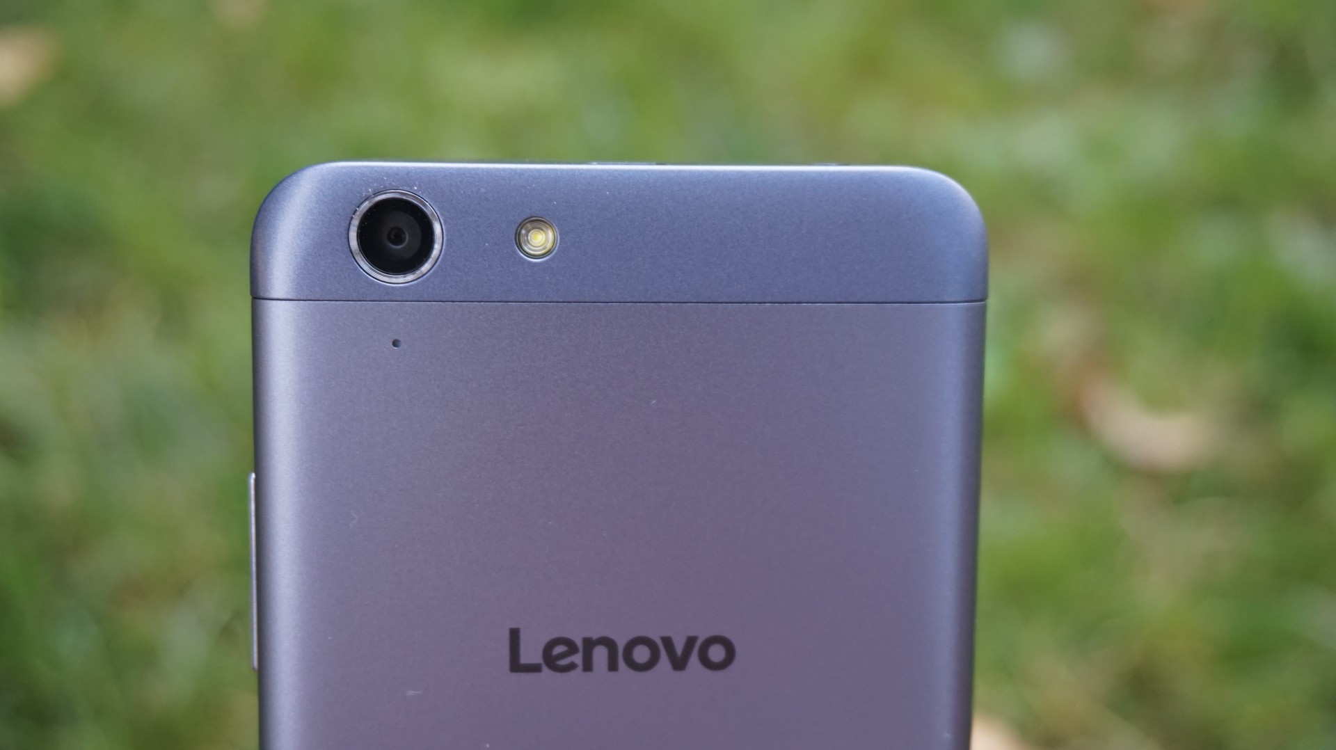 Ar fi bine sa iti cumperi un telefon Lenovo?