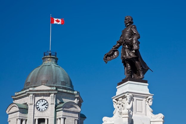 1608: Traiasca (Noua) Franta: Samuel de Champlain fondeaza orasul Quebec