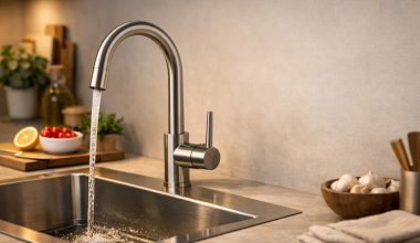 Cum alegi bateria de chiuvetă potrivită pentru bucătăria ta?
